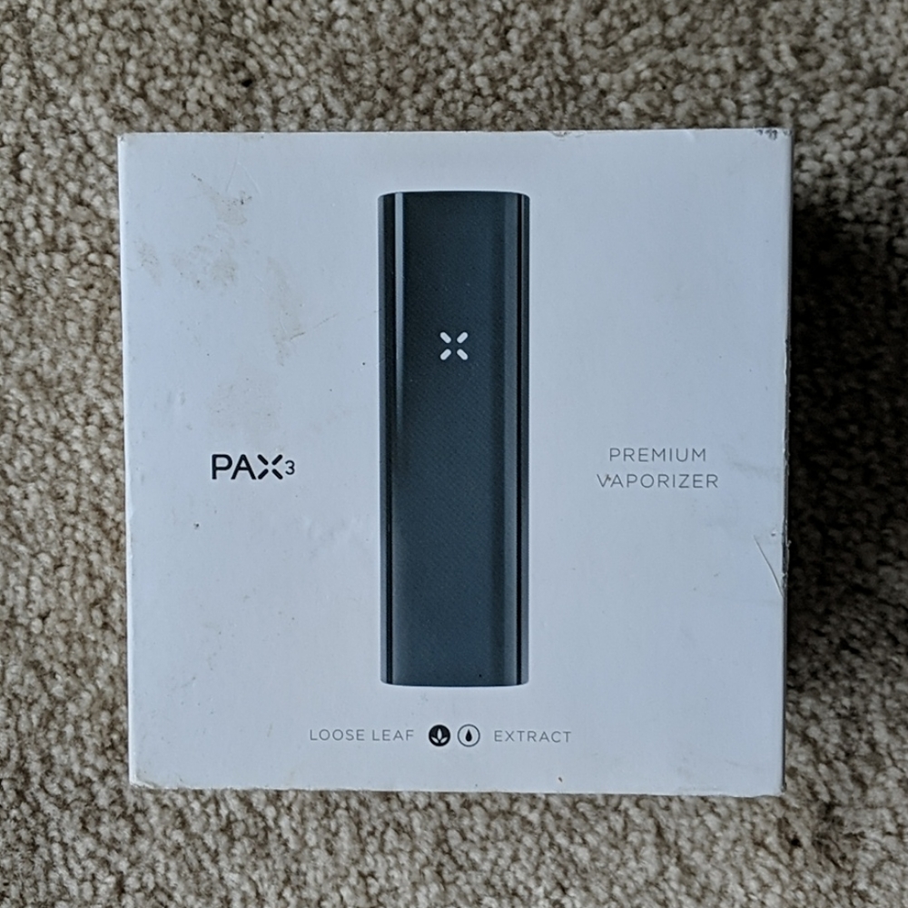 PAX 3